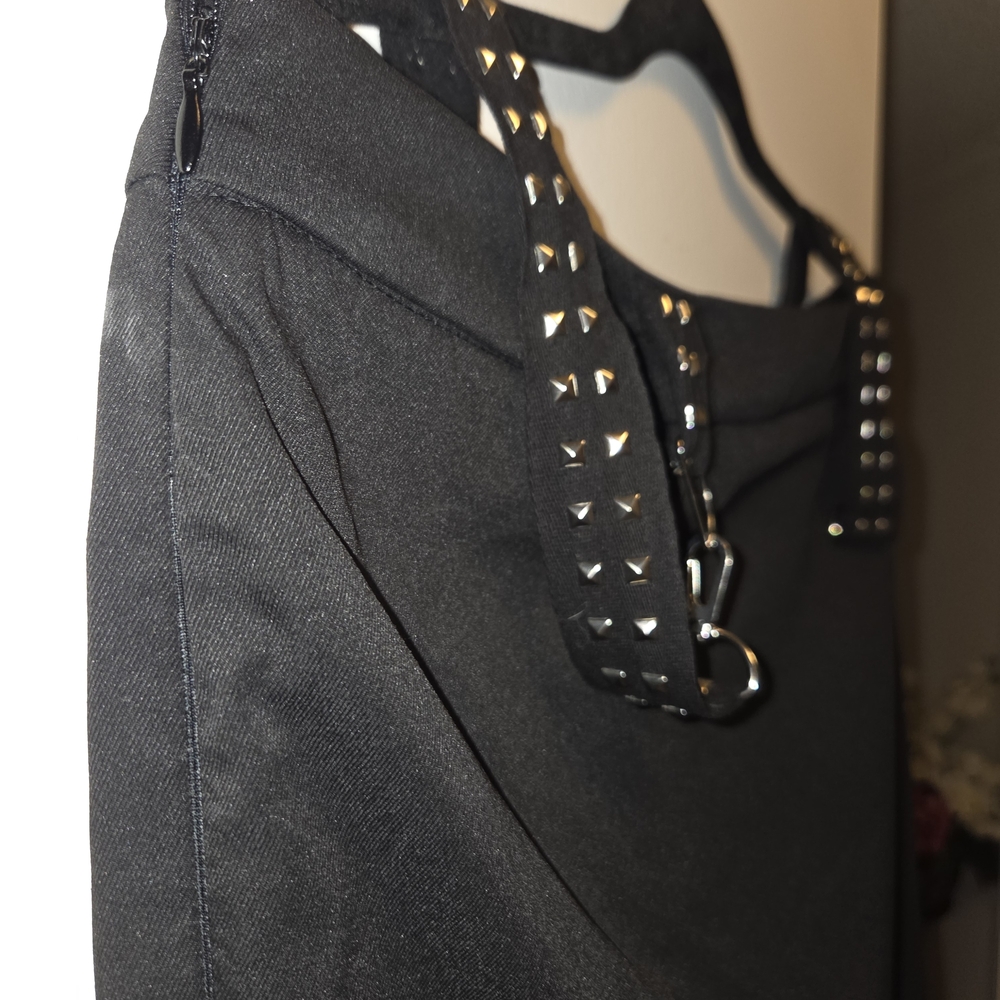 ​🖤 Edgy Gothic Punk Midi Skirt with Studded Suspenders - Picture 4 of 5